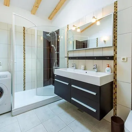 Peaceful Near Dubrovnik Villa Trsteno