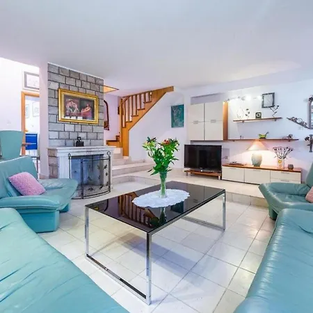 Peaceful Near Dubrovnik Villa