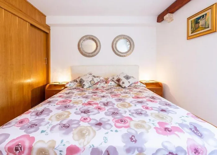 Peaceful Near Dubrovnik טרסטנו